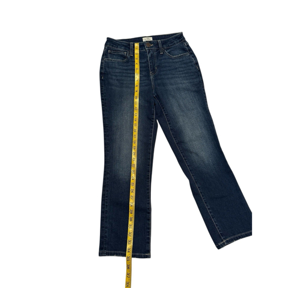 M Jeans Classic Mid-Rise Crop Maurices Womens 6 BLUE Denim Jeans Distressed Hem - Picture 11 of 16